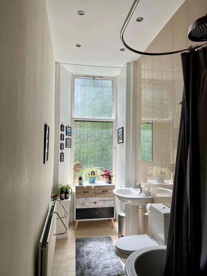 Beautiful Double Room In Idyllic West End Townhouse Glasgow Dış mekan fotoğraf